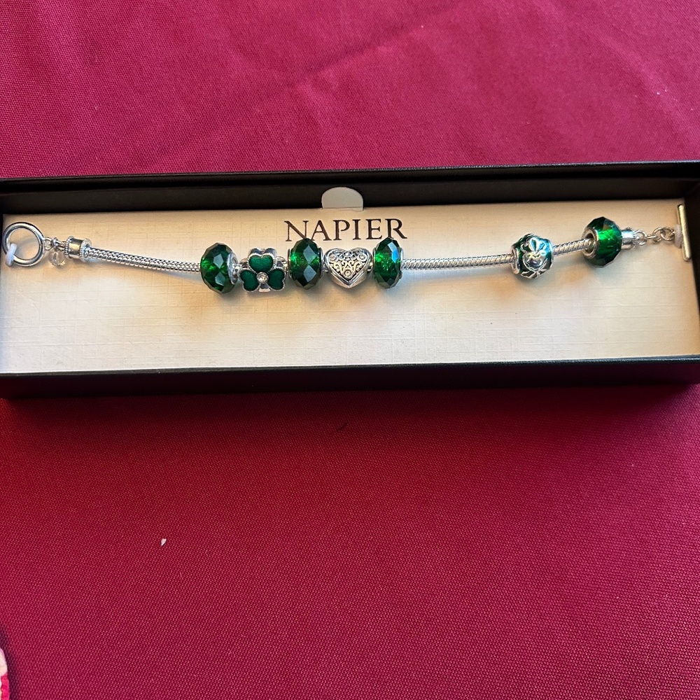 Braclet
